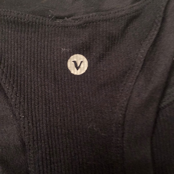 Sale: 5 for $10 - Velocity L ribbed crop top - Picture 2 of 6